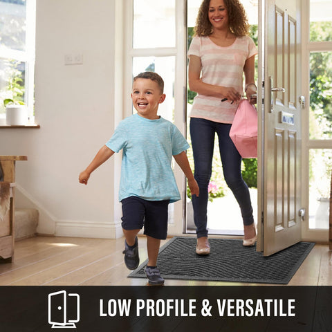 Versatile HIYARD mat suits indoor and outdoor entryways for busy homes