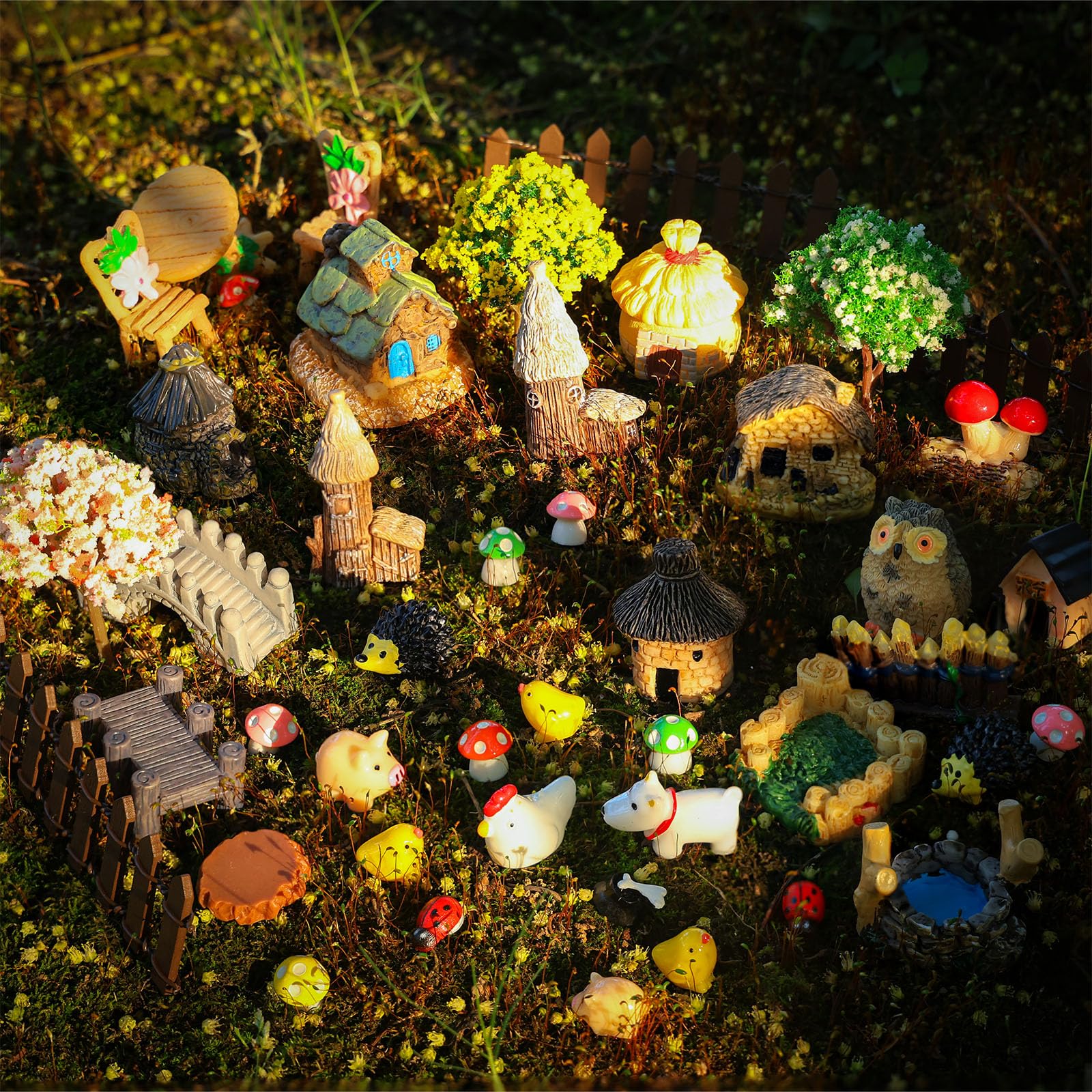 HIYZI hedgehog and fence ornament enriches outdoor mini landscapes.