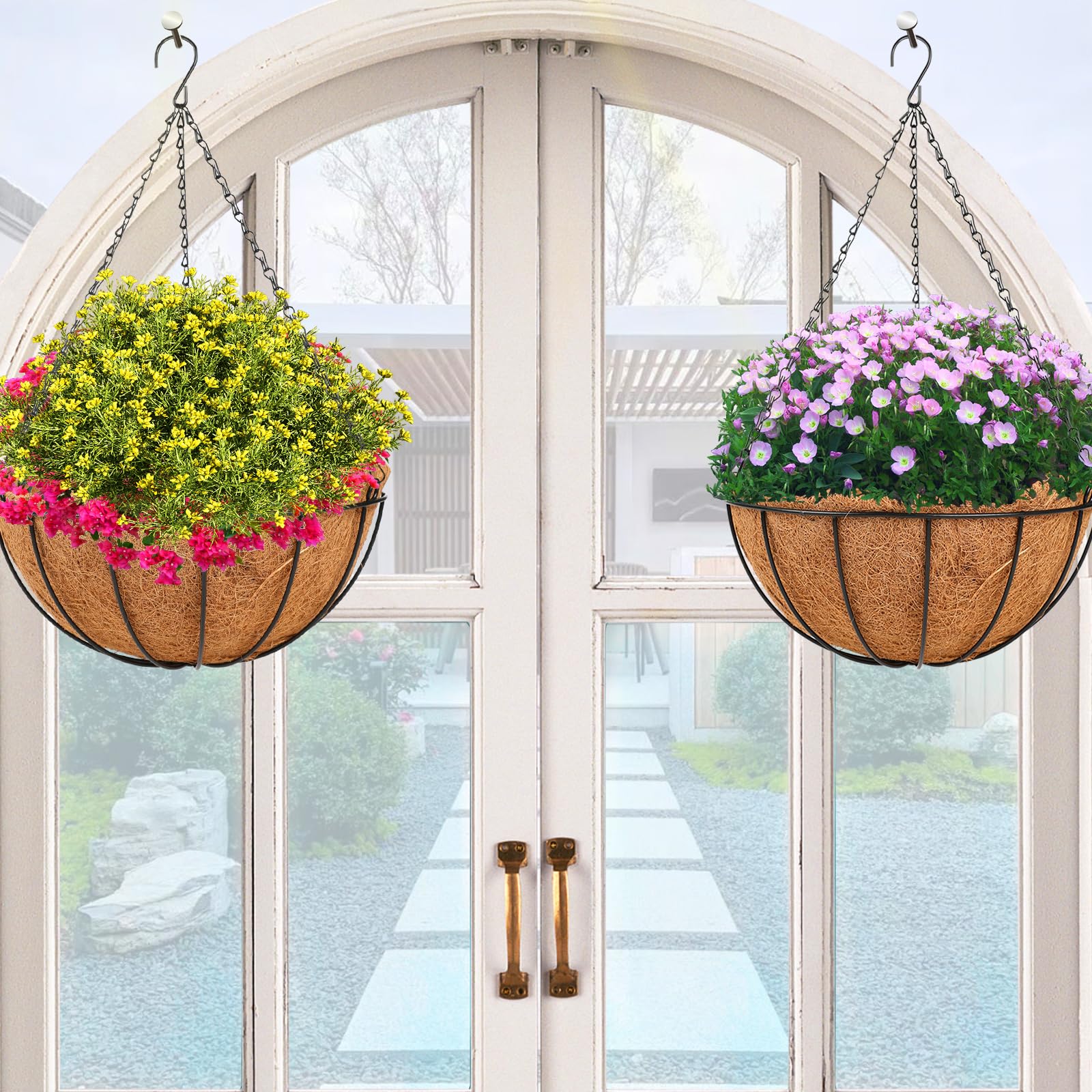 HKZ hanging basket planter showing three rust-resistant chains and hook.