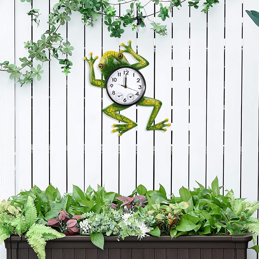 HOBYLUBY clock humidity display supports microclimate awareness for garden gatherings.