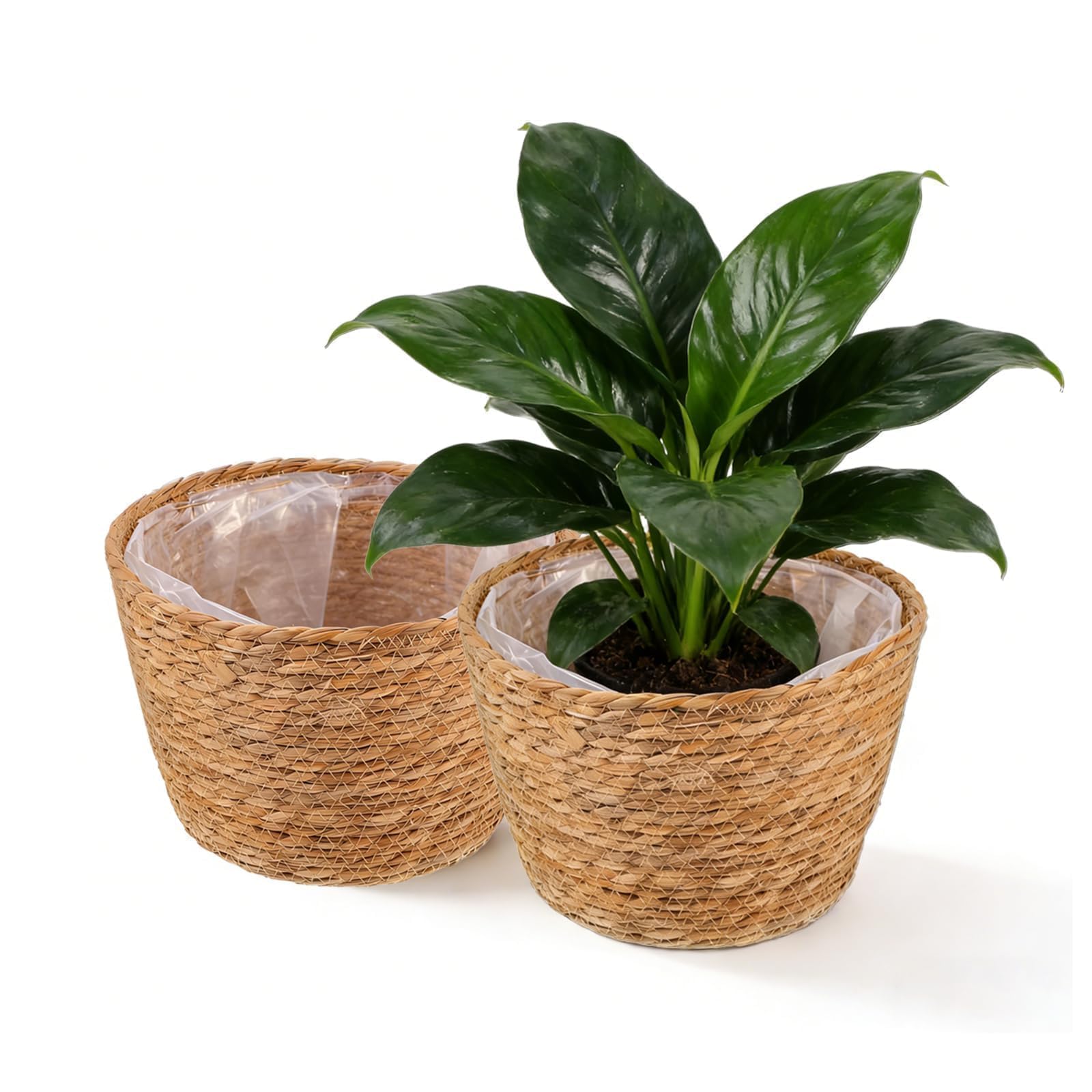 Hoceium storage-ready basket doubles as a cozy organizer for blankets or toys.