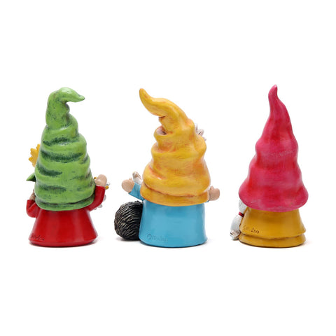 Hodao garden gnomes in yard bring rustic charm and welcoming vibes.
