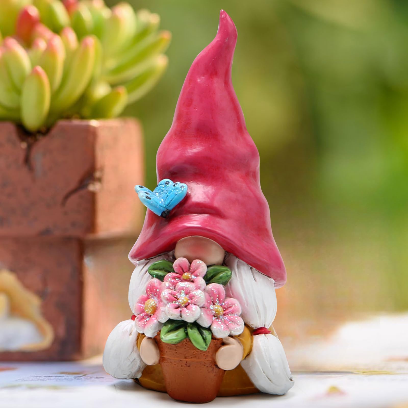 Hodao gnome-desk ornament ideal for tiered trays or shelves