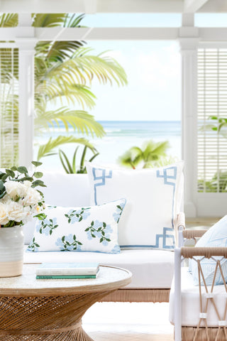 Hofdeco Premium lumbar cover back view, hydrangea motif complements patio or living room decor.
