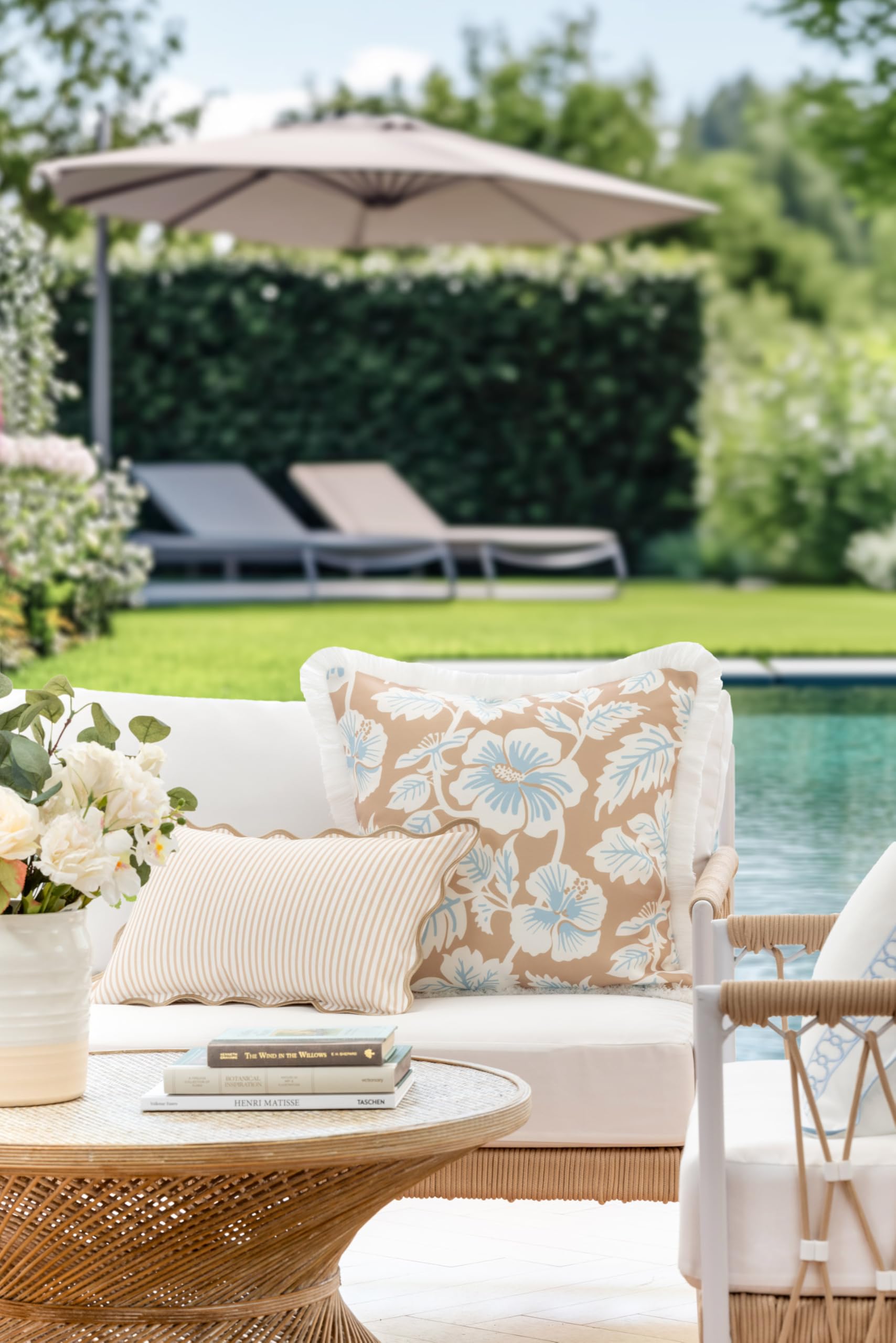 Hofdeco Premium scalloped edge detail highlighting refined coastal style and texture