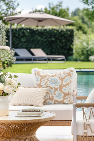 Hofdeco Premium scalloped edge detail highlighting refined coastal style and texture