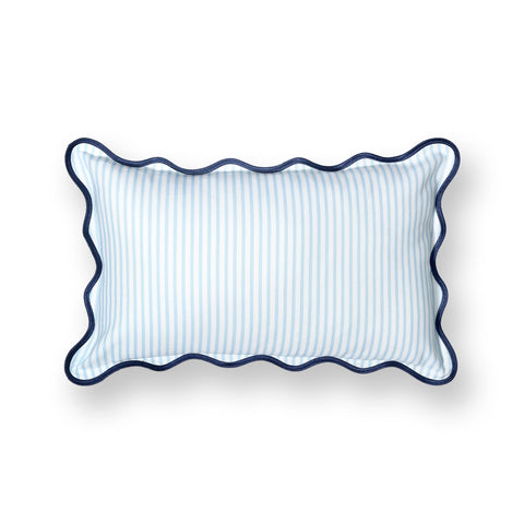 Same striped pattern on both sides for flexible styling with Hofdeco Premium cover.