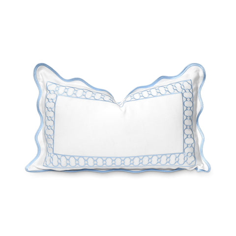 Hofdeco Premium coastal lumbar cover with scalloped edge for patio seating.
