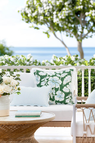 Hofdeco Premium scalloped edge detail adds coastal charm