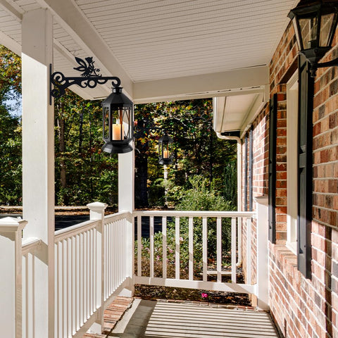 Hogardeck anti-rust finish ensures year-round outdoor durability.