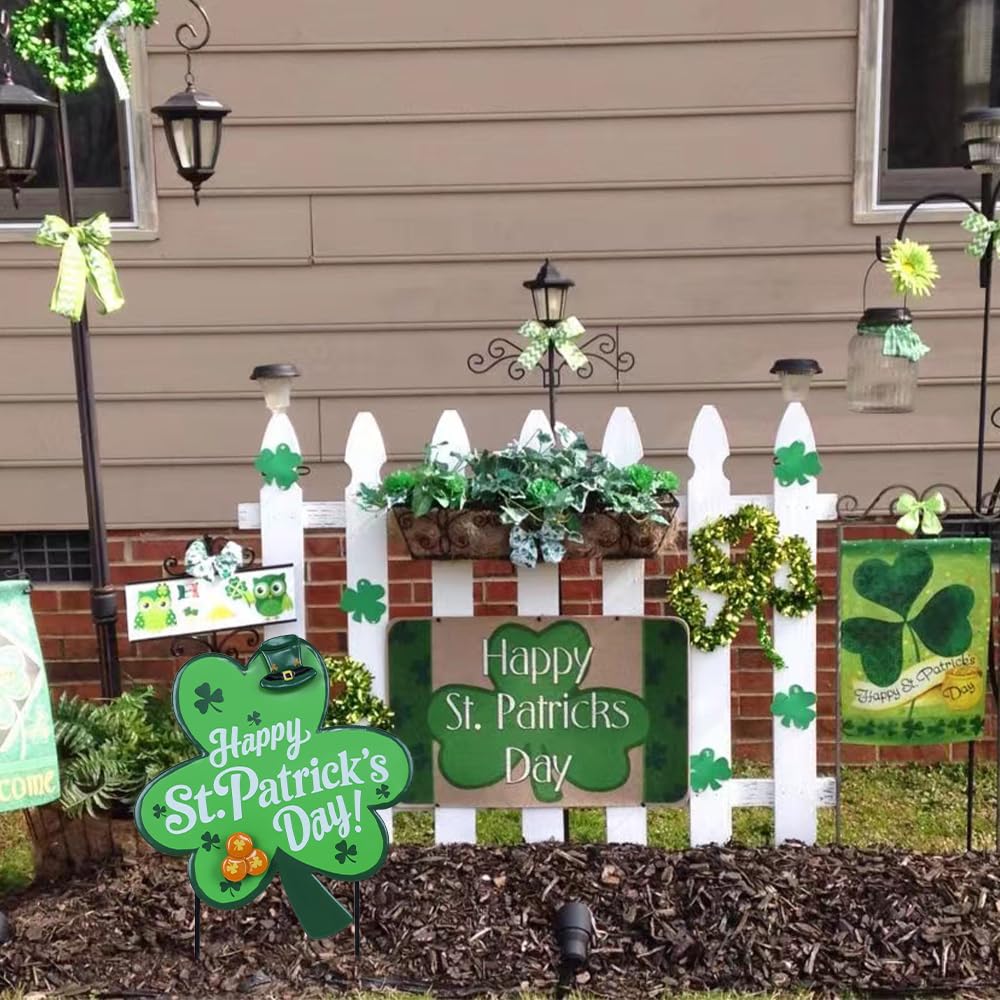 hogardeck front porch st patricks day sign welcomes visitors.
