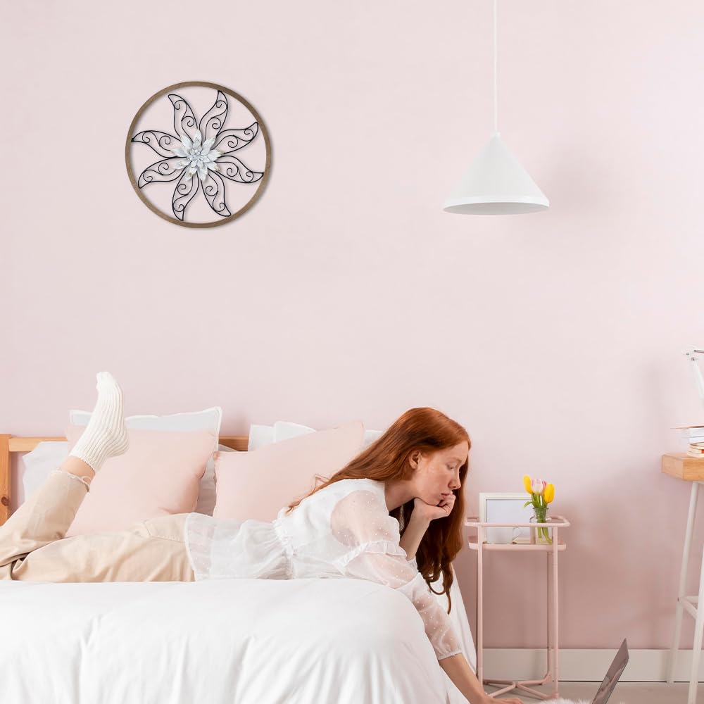 Interchangeable white flower provides a clean, airy accent for bedrooms