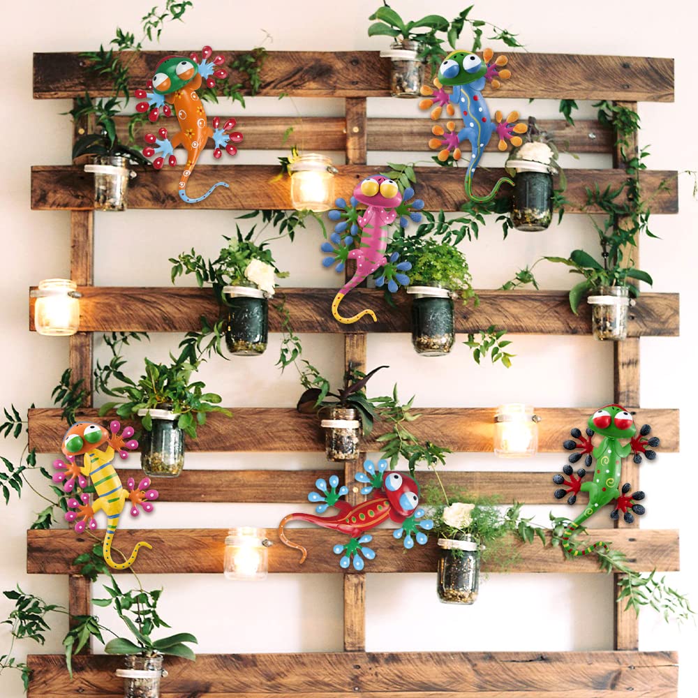 hogardeck durable metal gecko kit for indoor or outdoor spaces.