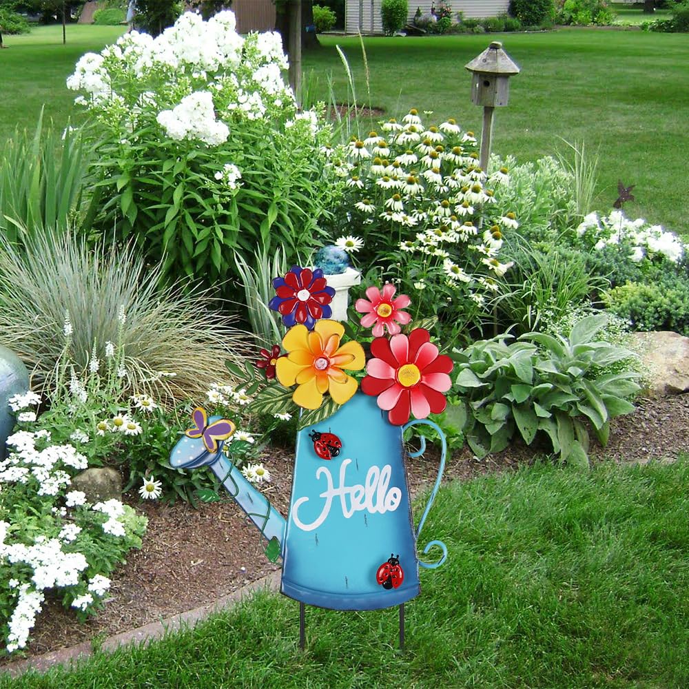 hogardeck close-up of floral details shows craft and color
