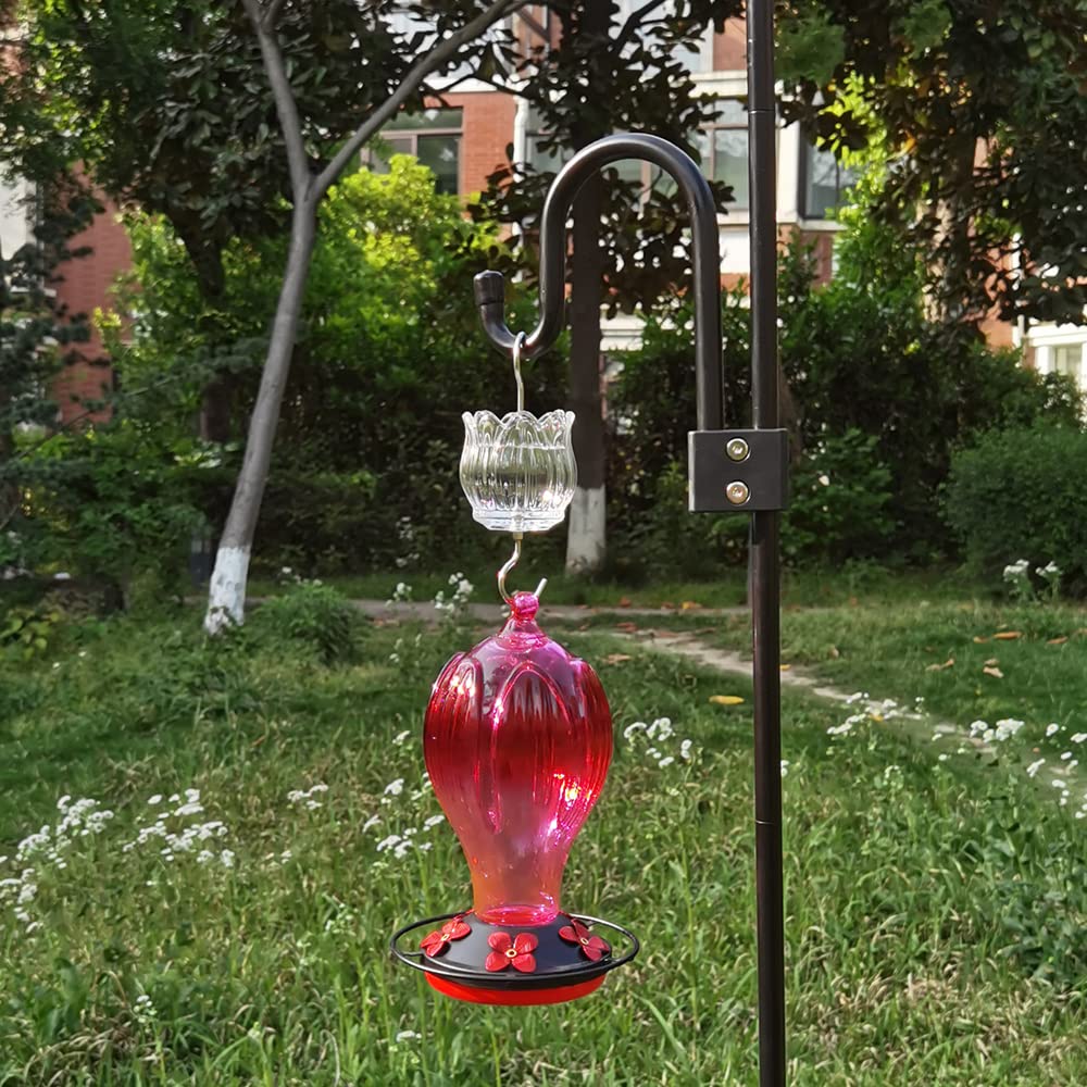 HolAHoma two-pack adds garden décor while protecting multiple feeders.