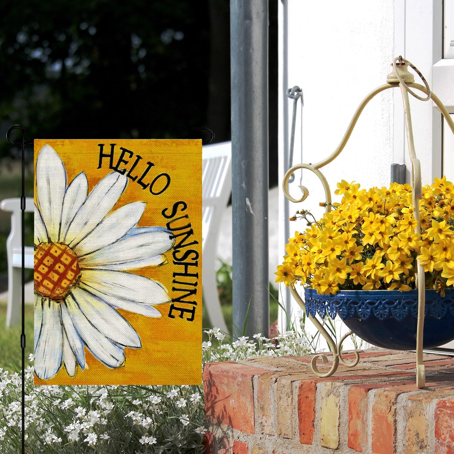 HOLIHIFI Hello Sunshine Daisy flag two-sided print for year-round curb appeal.