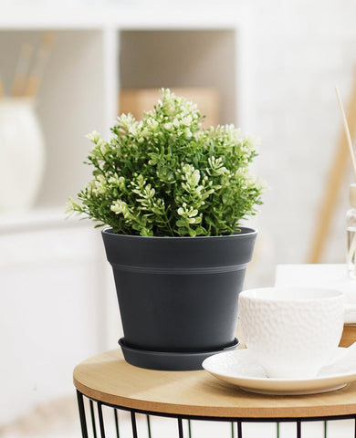 Homenote matte black planter with durable 3mm plastic, showcasing sturdy home use.