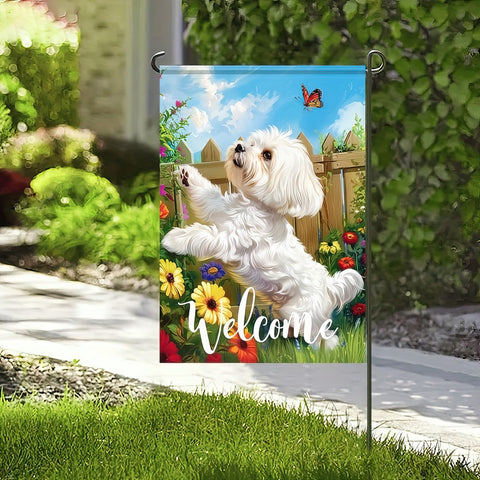HOMETITUTE Spring garden flag brightens patios and lawns.