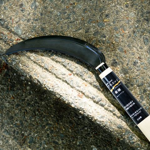 HONEN real edge saw-sickle cutting grass and light vegetation