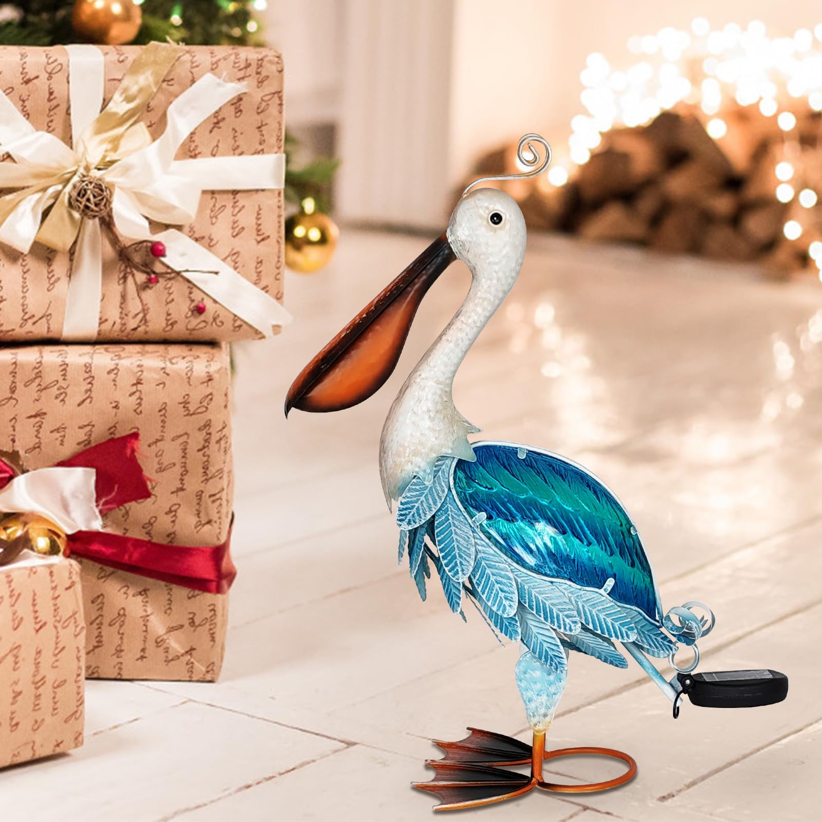 HONGLAND hand-knocked metal detailing captures lifelike pelican features.