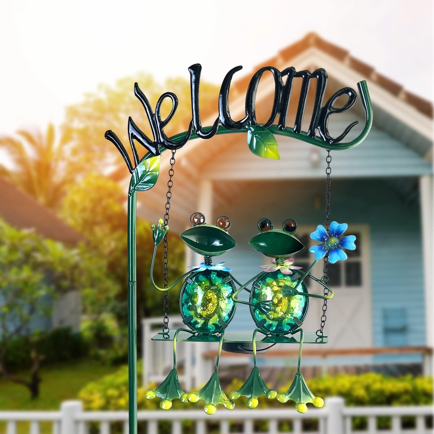 HONGLAND weatherproof frog stake withstands outdoor conditions year-round