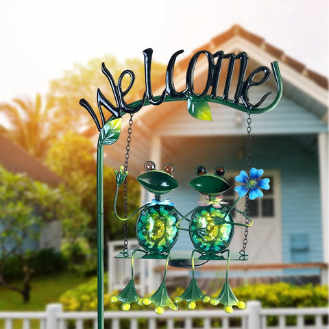 HONGLAND weatherproof frog stake withstands outdoor conditions year-round