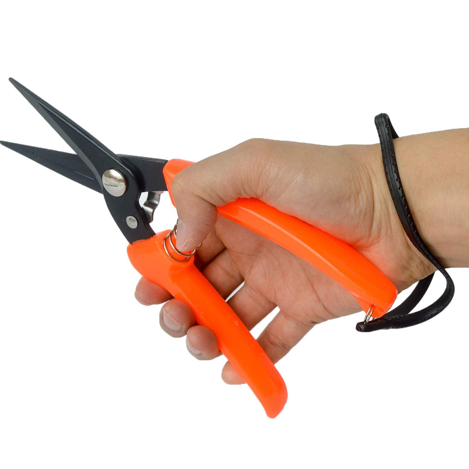 Hongmei Outdoors pack of two trimmers ready for farm tasks