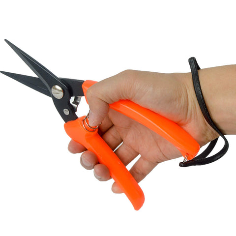 Hongmei Outdoors pack of two trimmers ready for farm tasks