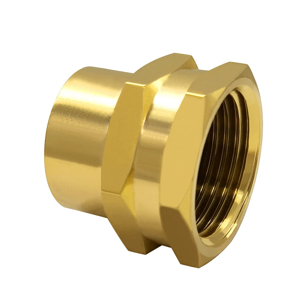 Hooshing solid brass fittings withstand outdoor conditions for long-term garden use.