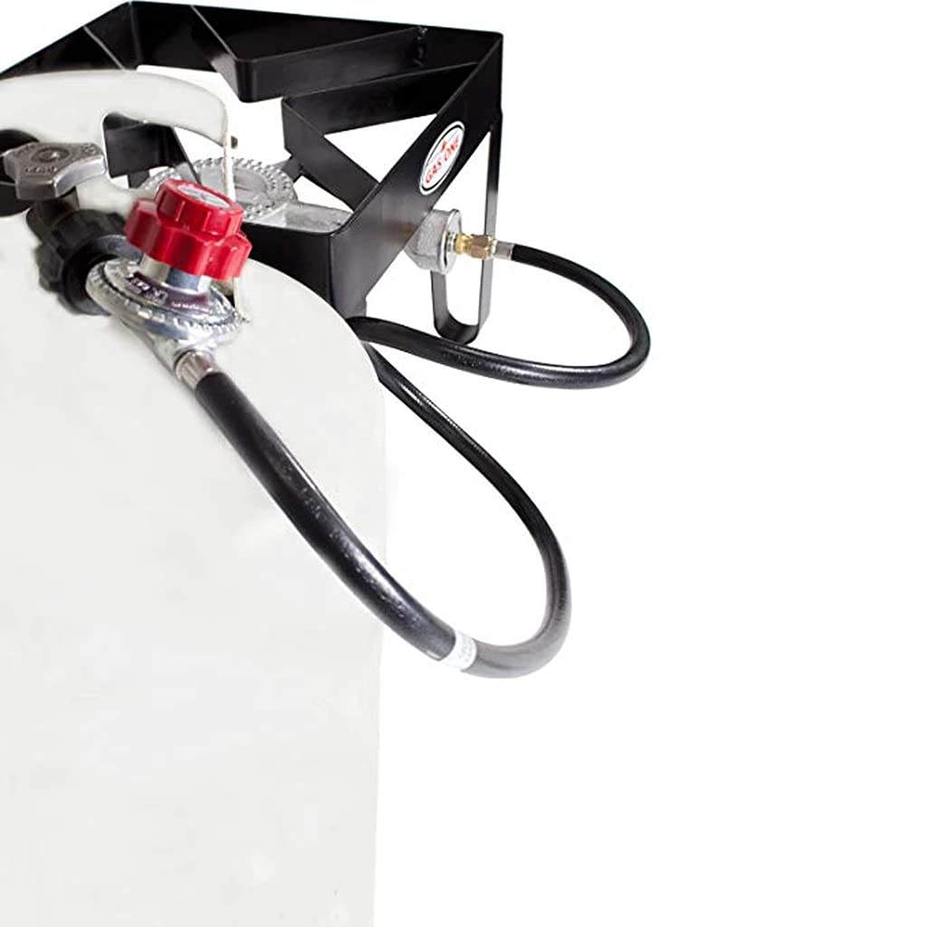 Easy installation of Hooshing regulator for quick outdoor cooking setups