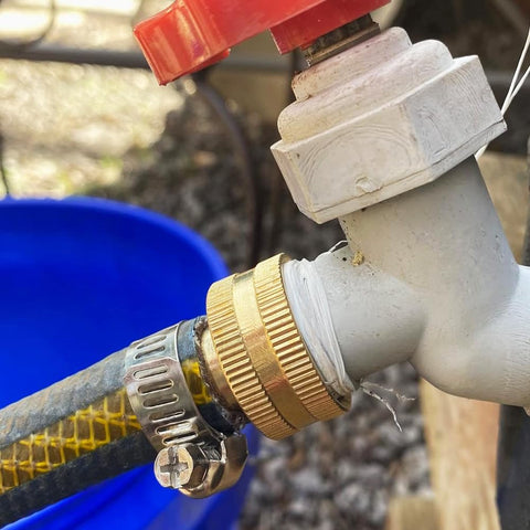 Two-pack Hooshing brass hose adapters ready for repairs