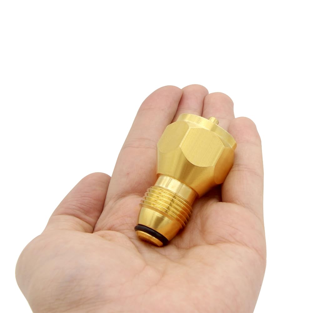 Hooshing propane adapter quick connect design facilitates tool-free setup