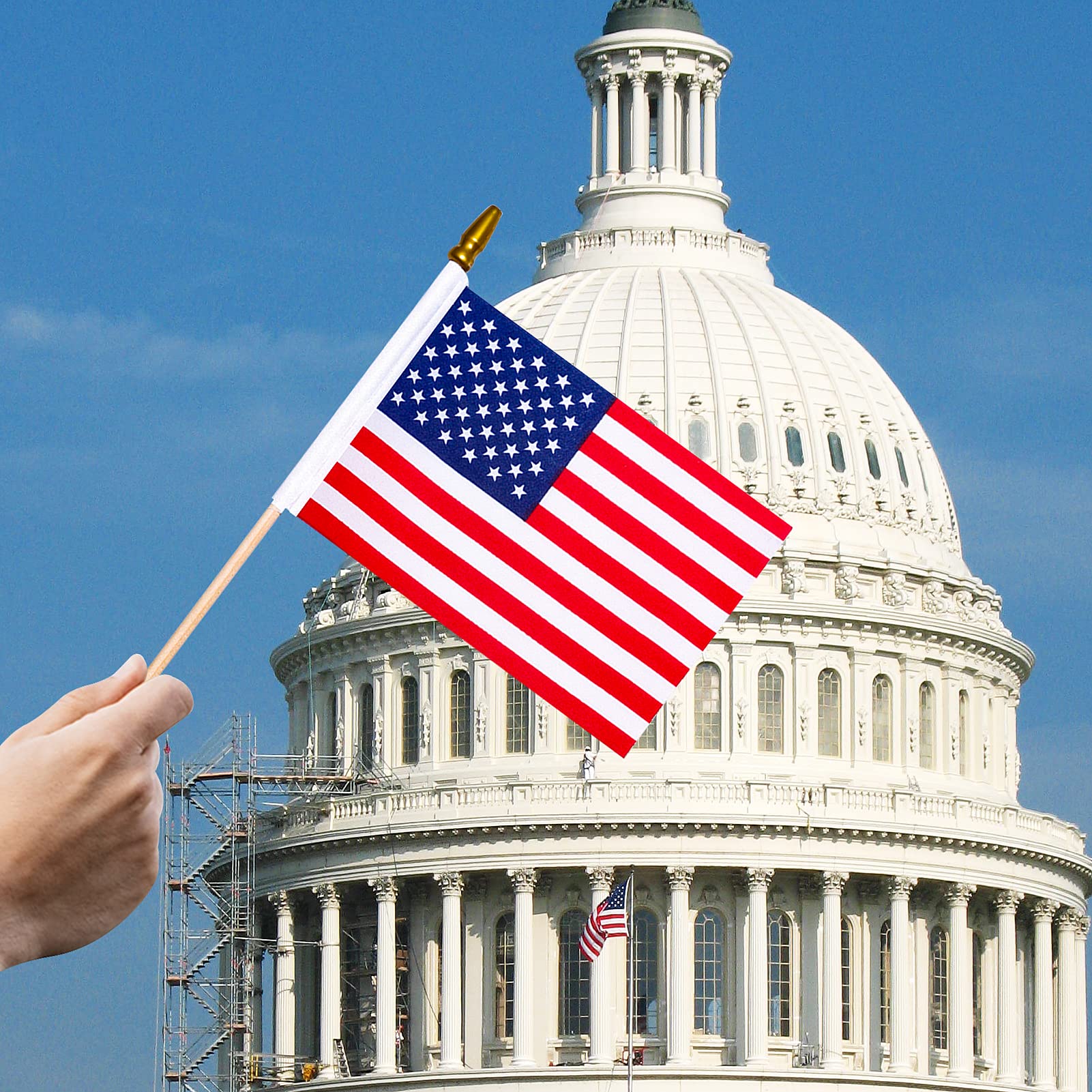 HOOSUN small flags with plastic spear tops for easy insertion.