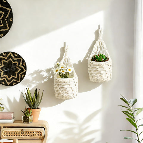 HOREAKHJ indoor outdoor ready hanger in ivory for lightweight planters