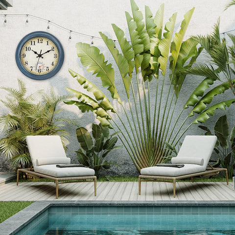 Horizent coastal clock with built-in thermometer, ideal for patios and gardens.