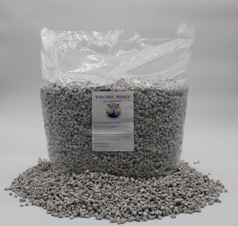 Horticultural Pumice 14-quart bag enhances soil drainage for potting mixes