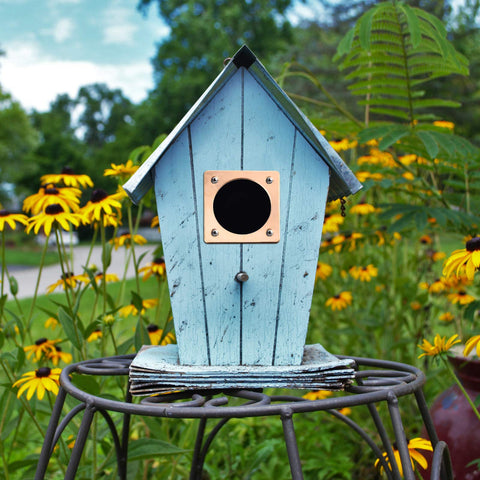 Hotop rust-proof-alloy material ensures durable outdoor protection for birdhouses.