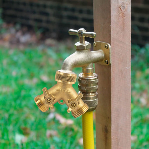 Hourleey brass hose splitter demonstrates durable brass construction against weather and pressure.