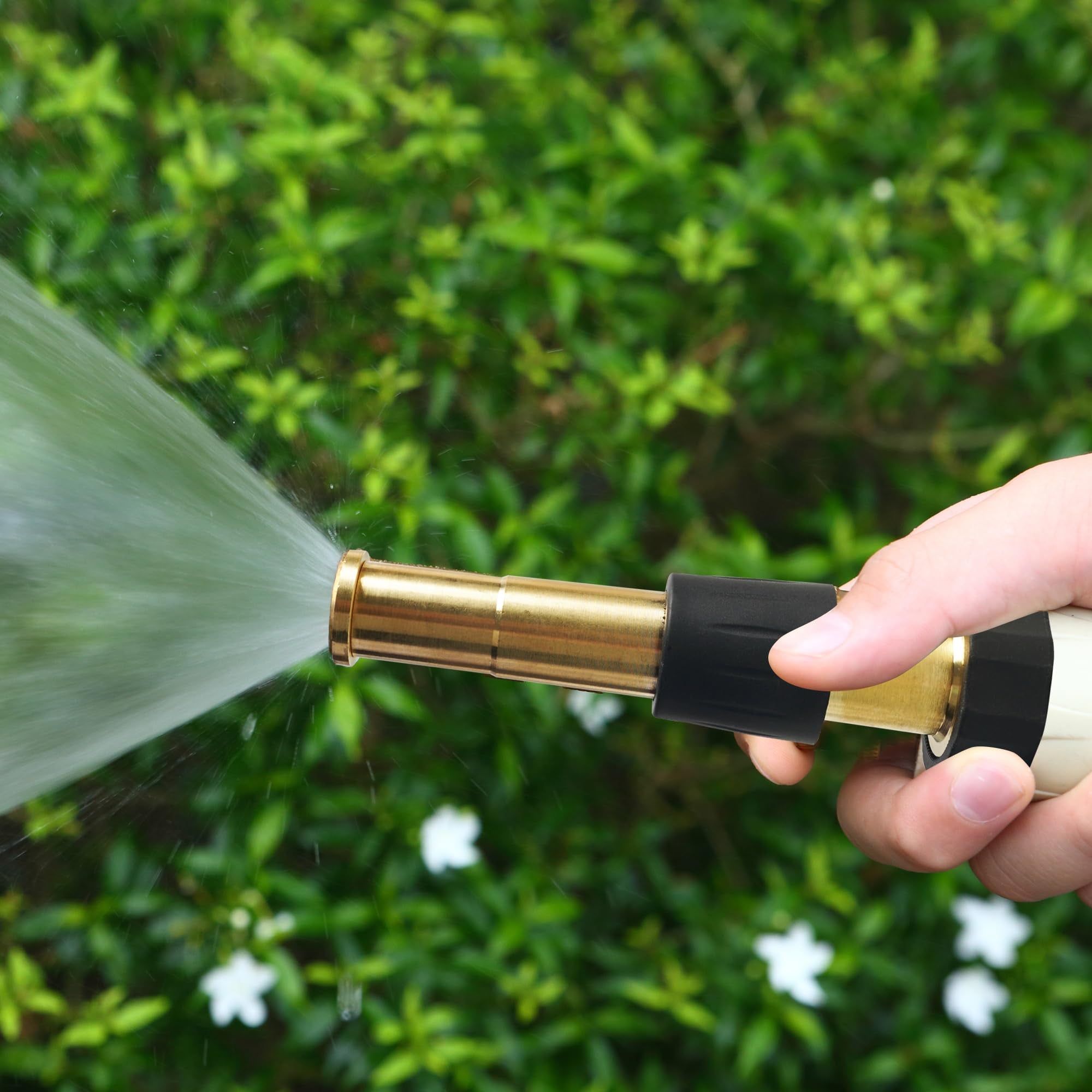 Hourleey garden-watering nozzle ideal for plants and lawns.
