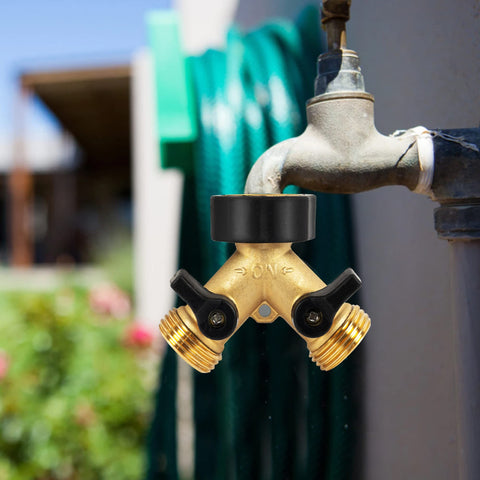 Hourleey leak proof design keeps watering steady with minimal drips.