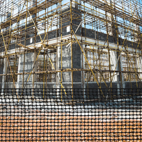 Houseables poultry deer fence netting helps keep animals in or out