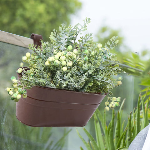 HowRU bronze garden decor with flowers and herbs in hanging pots