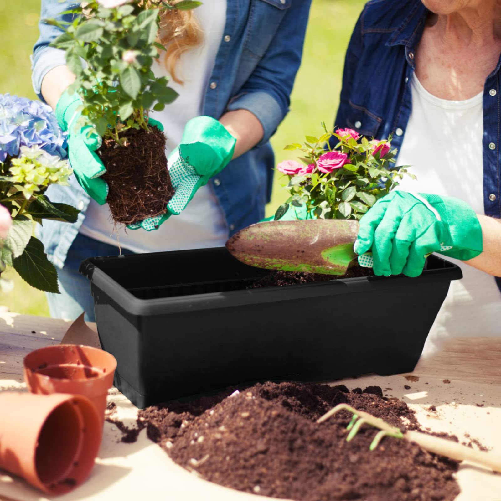 HOXHA 6-pack window planters encourage creative urban gardening ideas