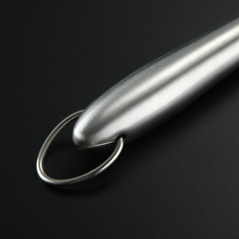 HQY basting brush with hanging loop for easy storage between uses.