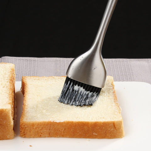 HQY basting brush removable bristles for thorough cleaning.