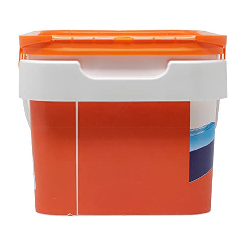 HTH Super 3-inch tablets in dispensing scene for easy pool maintenance