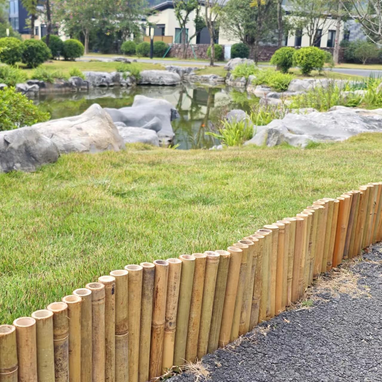 HTWNK bamboo border flexibility highlighting curved and custom shapes