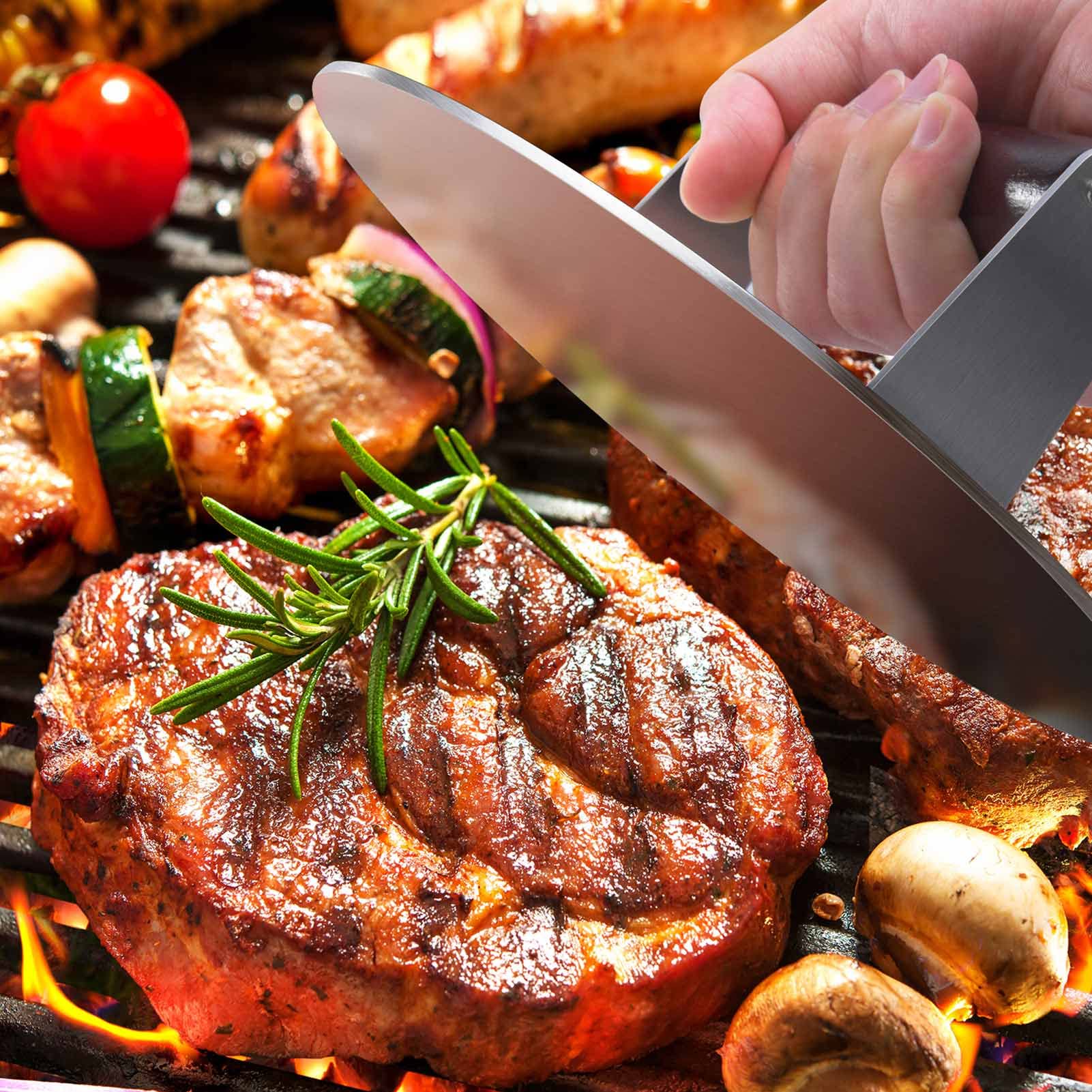 HULISEN press concentrates heat to speed cooking while rendering grease.
