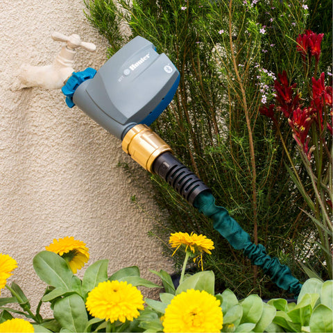 Hunter BTT weather-resistant durability protects against rain and sun