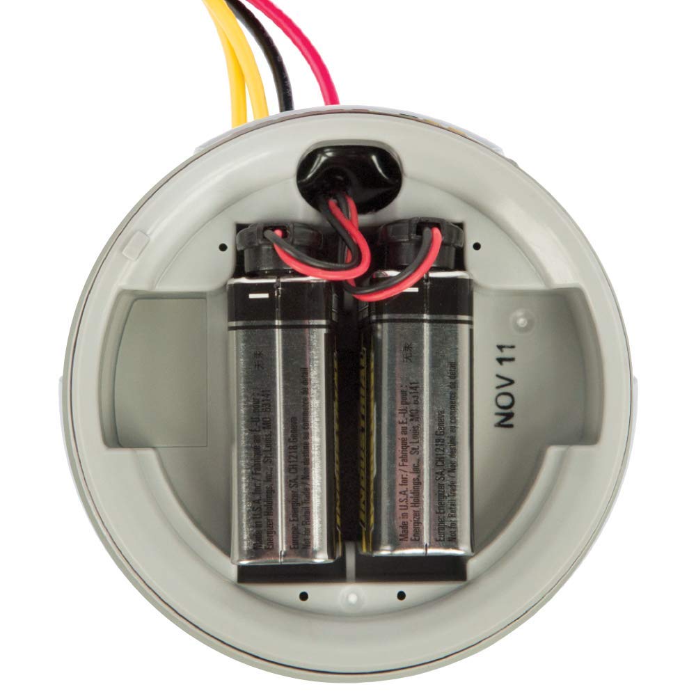 Hunter Node 100 battery indicator highlights off-grid irrigation readiness.